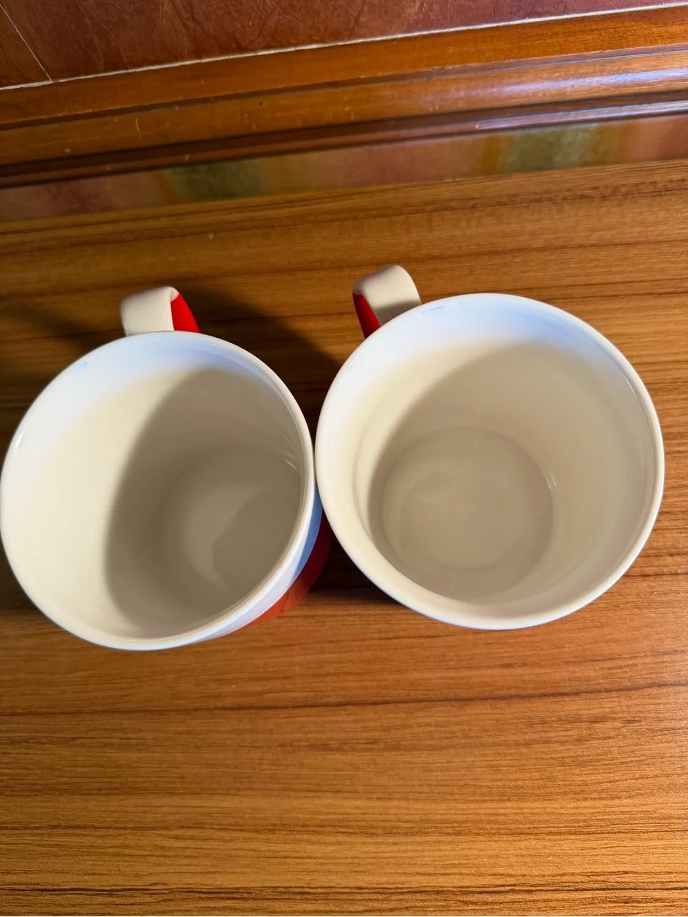 SET OF 2 Crate & Barrel Coffee Mugs Red White Dipped Glaze New No Tags 14oz